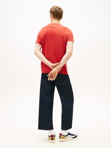 Tommy Jeans T-Shirt 'ESSENTIAL' in Rot