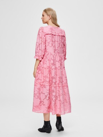 Robe 'Sadie' SELECTED FEMME en rose