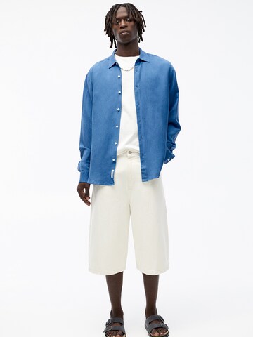 Pull&Bear Comfort fit Srajca | modra barva