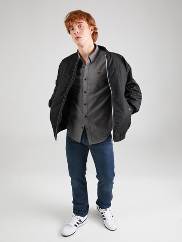 Abercrombie & Fitch - Regular Fit Camisa em cinzento