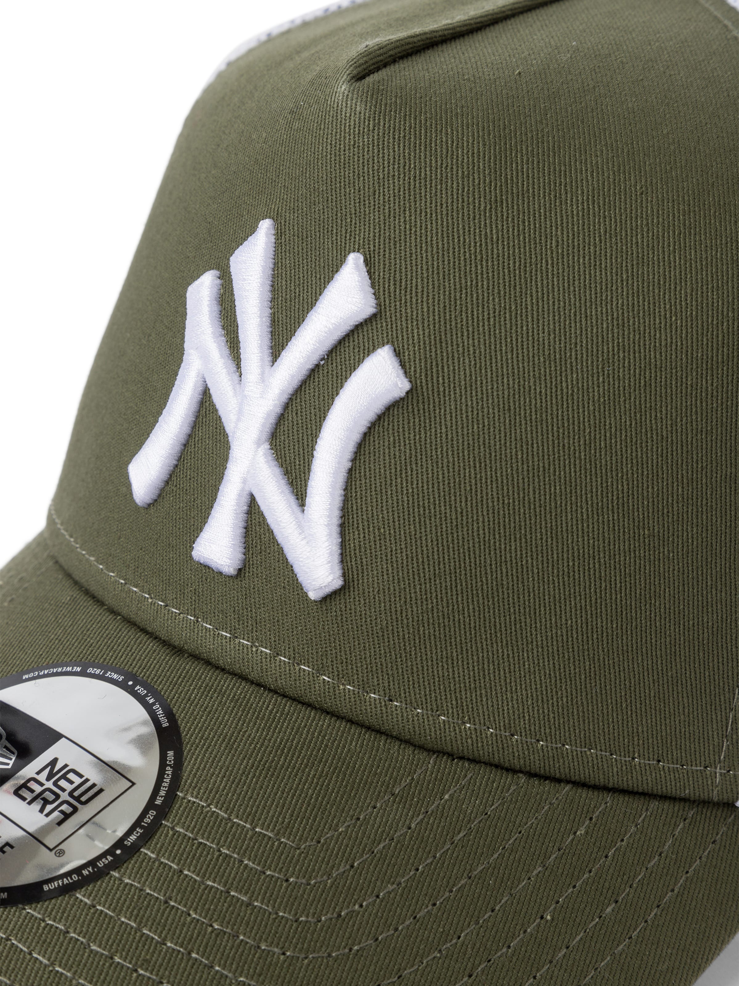 NEW ERA Кепка 'League Essenl Neyyan' в Зеленый