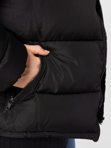GLAMOROUS CURVE Přechodná bunda – černá