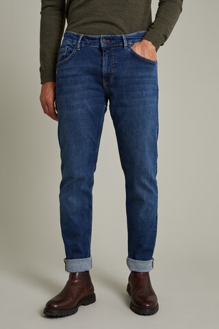 Matinique Regular Jeans 'MApete' in Blauw: voorkant