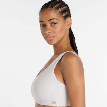 new balance - Soutien Bustier Soutien de desporto em branco