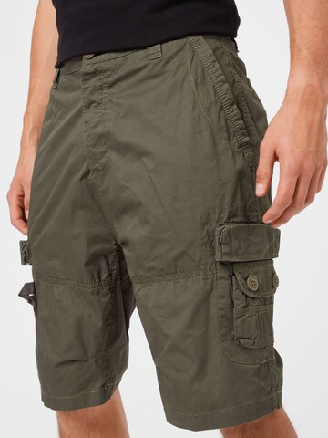 Brandit Loose fit Cargo trousers in Green
