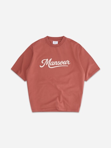 Maglietta 'Swoosh T-shirt Cedar Wood' di Mansour in rosso