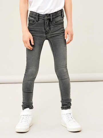 NAME IT Slimfit Jeans 'Pete' i grå: forside