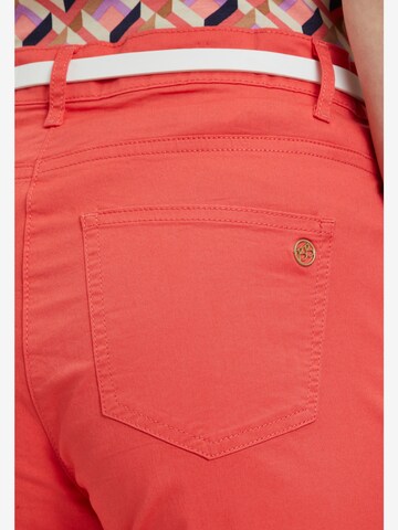 Slimfit Jeans di Betty Barclay in rosso