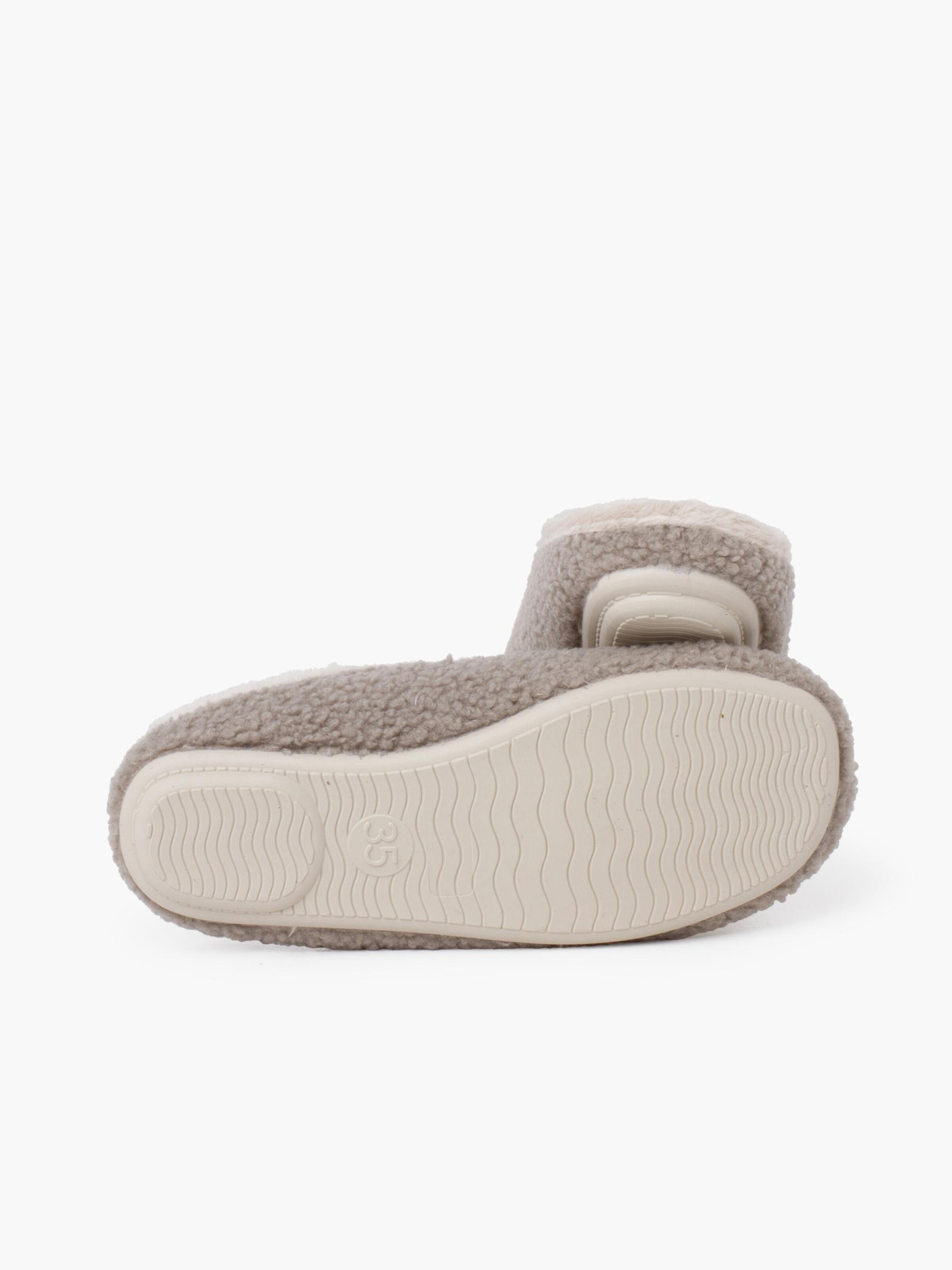 Pisamonas - Zapatillas de casa en verde