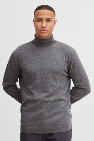 !Solid Sweater 'Denley' in Grey: front