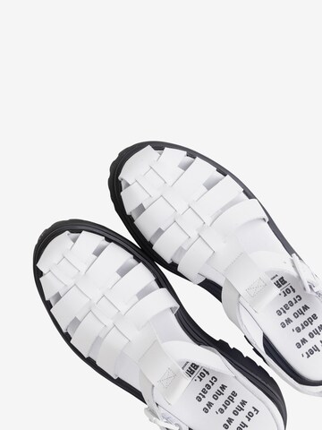 BRONX Strap Sandals 'Groovy' in White