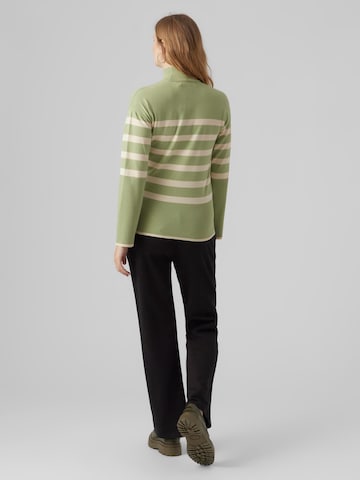 Vero Moda Maternity Sweater 'HAPPINESS' in Green