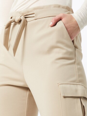 Effilé Pantalon cargo 'Poptrash' ONLY en beige