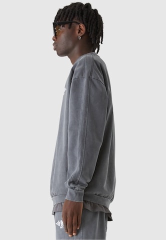 Lost Youth Sweatshirt 'Terry Classic' i blå