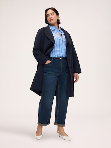 Fiorella Rubino Between-seasons coat in Blue