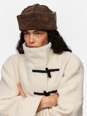 Bonnet 'PCArlo' PIECES en marron