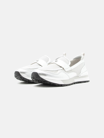 Teniși 'NOVA' de la MICHAEL Michael Kors pe argintiu