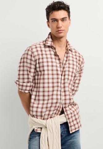 Coupe regular Chemise 'REIMES' Pepe Jeans en blanc : devant