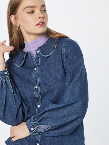 Monki Bluse in Blau