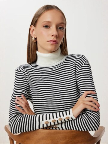 Pullover 'Pullover' di Happiness İstanbul in colori misti