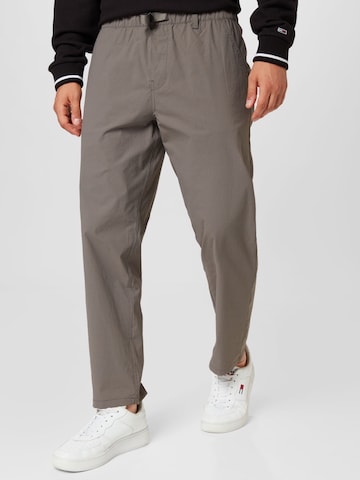 Loosefit Pantalon chino 'STEADY' Brixton en marron : devant