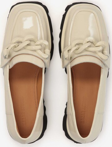 Mocassin Kazar Studio en beige