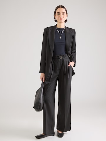 MORE & MORE Široke hlačnice Hlače z naborki | črna barva