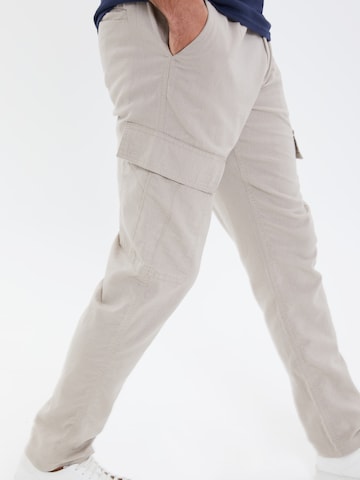 évasé Pantalon cargo 'Gordon' Threadbare en gris