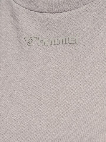 Top sportivo 'VANJA' di Hummel in grigio
