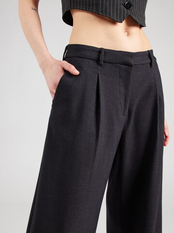 WEEKDAY Wide Leg Hose 'Kumi' in Grau