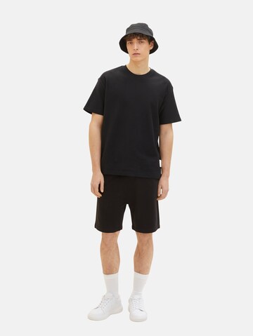 TOM TAILOR DENIM Regular Shorts in Schwarz