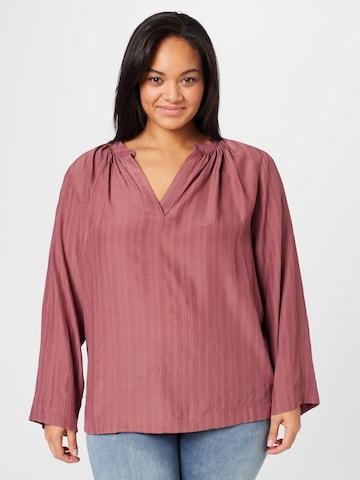 ONLY Carmakoma - Blusa 'RARUM' em roxo: frente