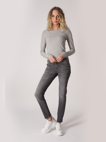 Miracle of Denim Skinny Jeans 'Suzy' in Grey: front