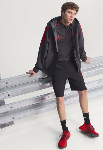 ADIDAS PERFORMANCE Loosefit Sportshorts 'Audi Formula One Team Mechanics' in Schwarz