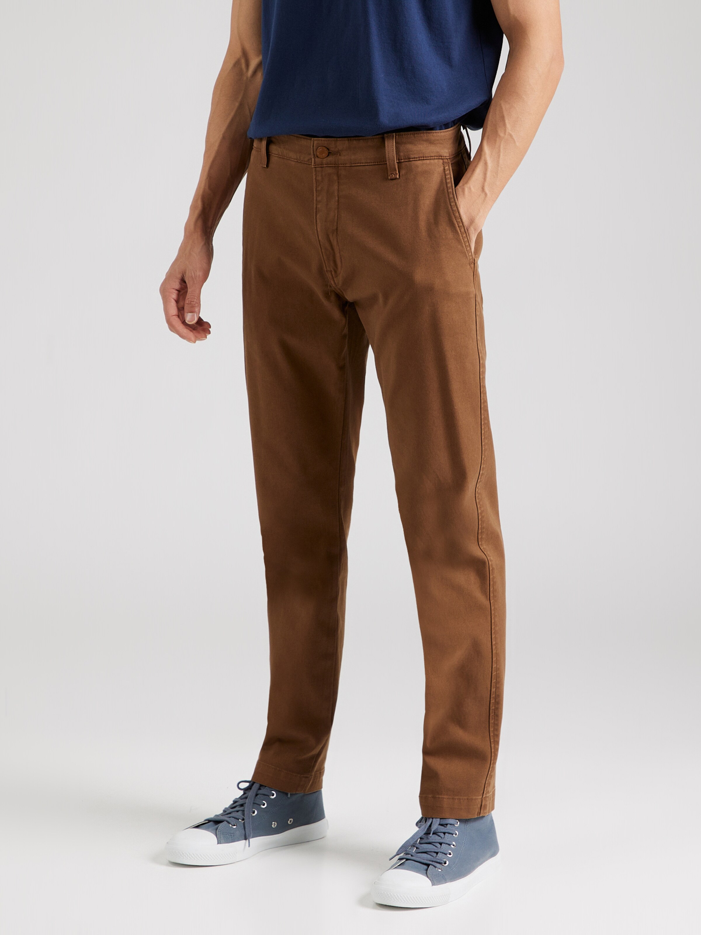 Pantalones chinos marrones sale