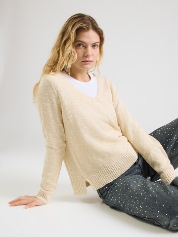 VILA Pulóver 'VIPOCA' - bézs: elől