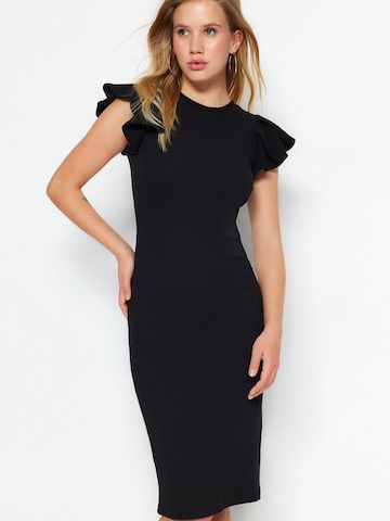 Trendyol - Vestido em preto: frente
