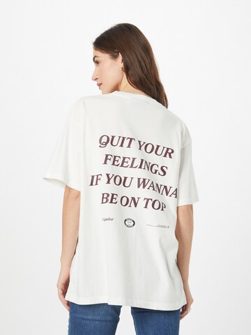 Pegador Oversized bluse 'FOY' i hvid