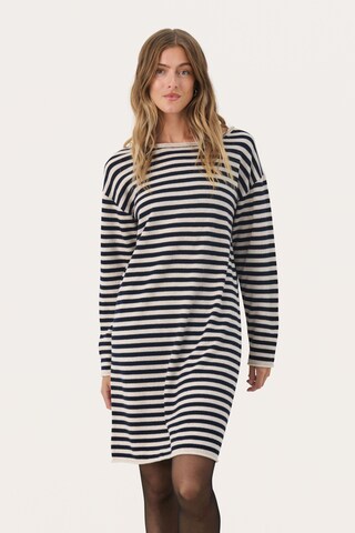 Robe 'Merima' Part Two en beige : devant