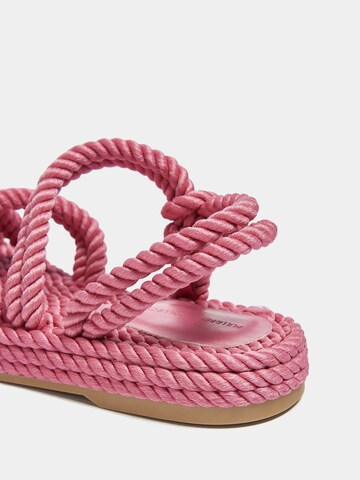 Pull&Bear Sandal in Pink