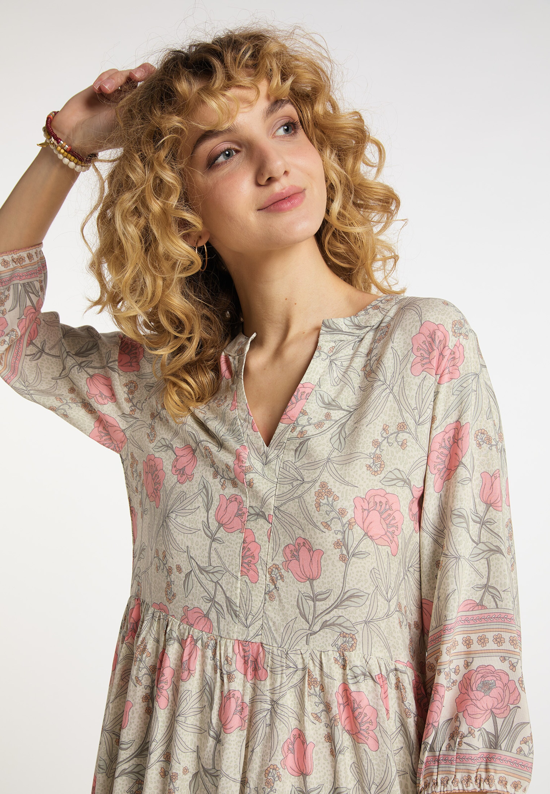 Frauen Große Größen usha FESTIVAL Kleid in Naturweiß - KT65044 Frauen Große Größen usha FESTIVAL Kleid in Naturweiß - KT65044