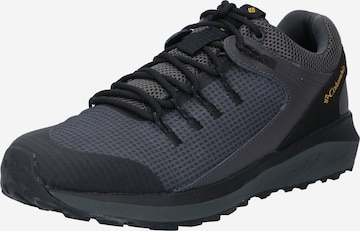 COLUMBIA Flats 'TRAILSTORM' in Black: front
