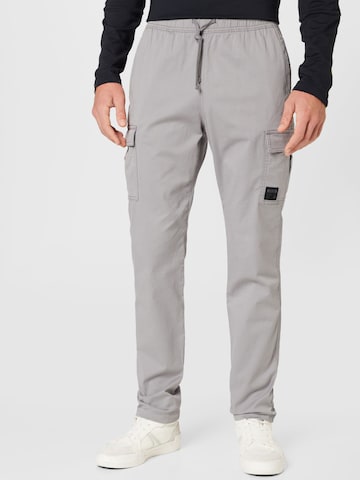 Coupe slim Pantalon cargo HOLLISTER en gris : devant