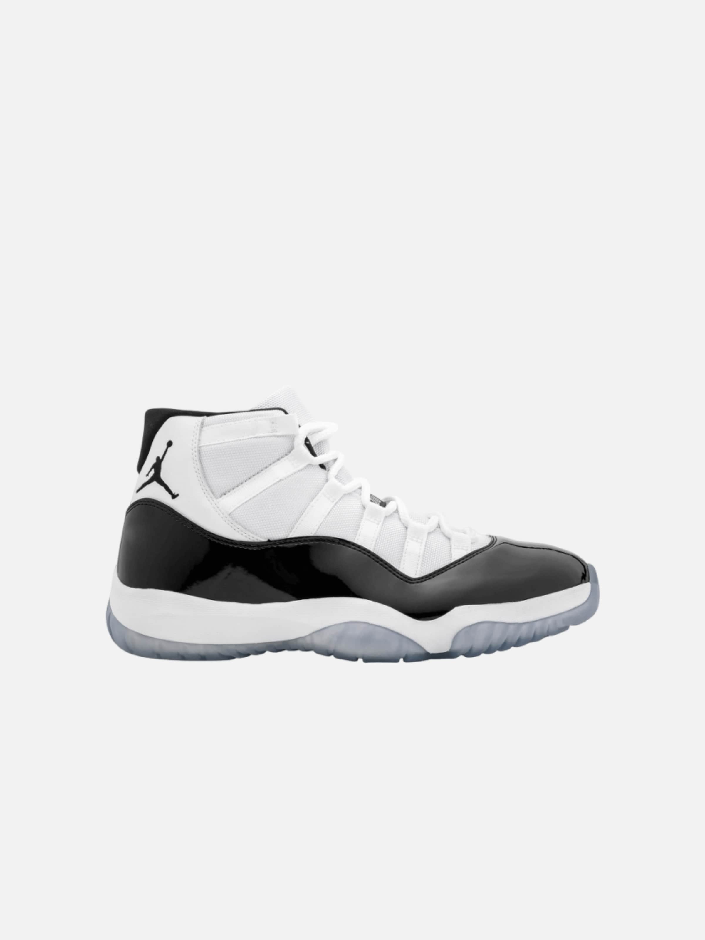 Sneaker alta 'Air 11 Retro Concord' di Jordan in blu: frontale