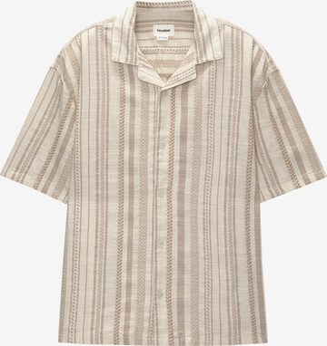 Coupe regular Chemise Pull&Bear en blanc : devant