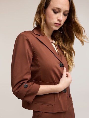 MOTIVI Blazer in Brown