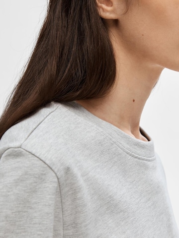 SELECTED FEMME T-Shirt 'ESSENTIAL' in Grau