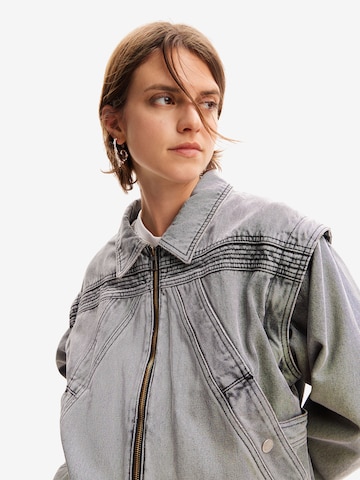 Desigual Between-season jacket in Grey