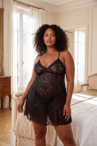 Trendyol Curve Negligee in Black