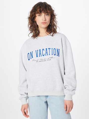 On Vacation Club Sweatshirt in Grey: front